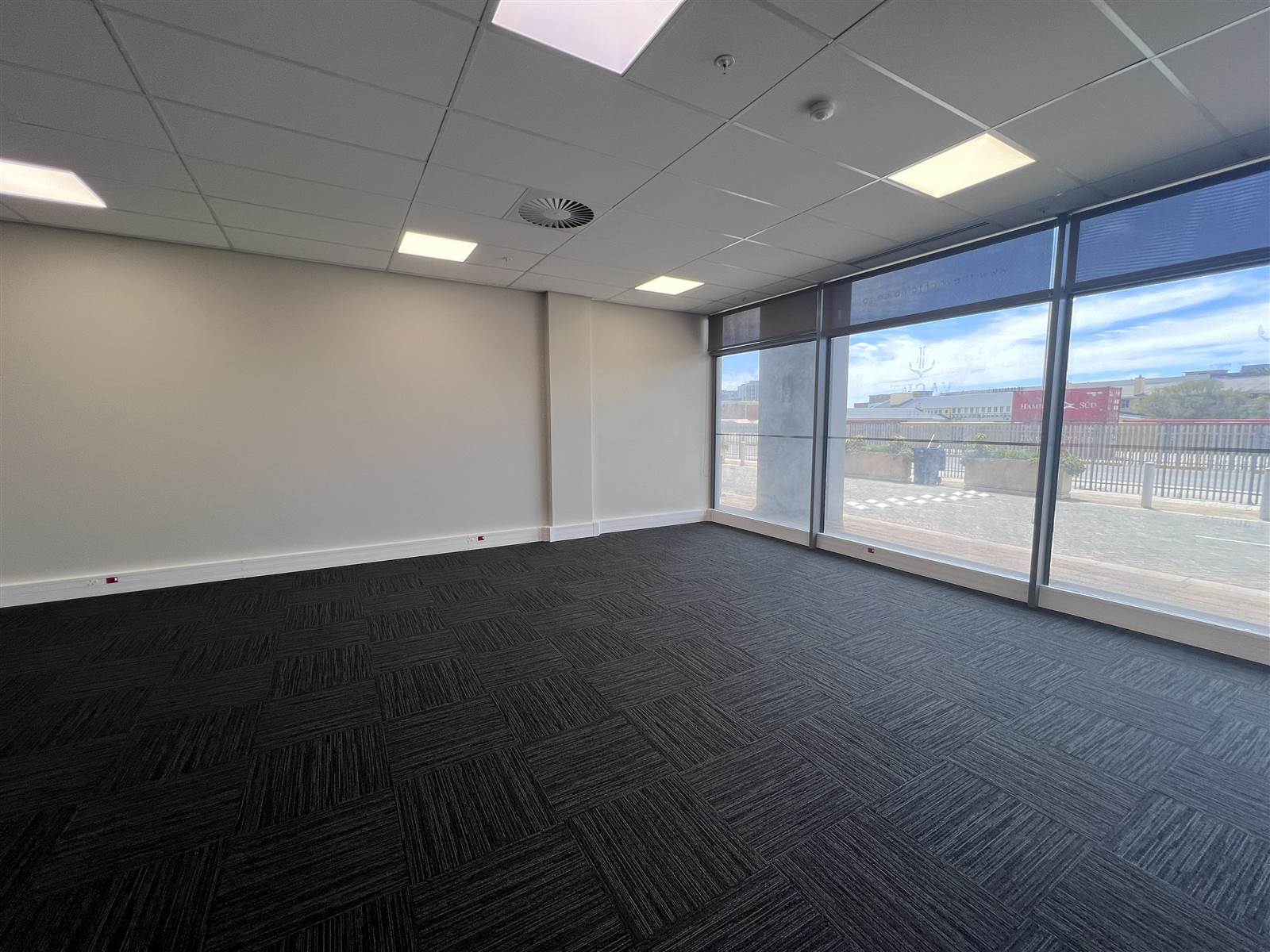 113  m² Commercial space in Foreshore photo number 4