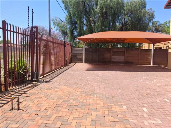 3 Bedroom House 3 Bedroom House