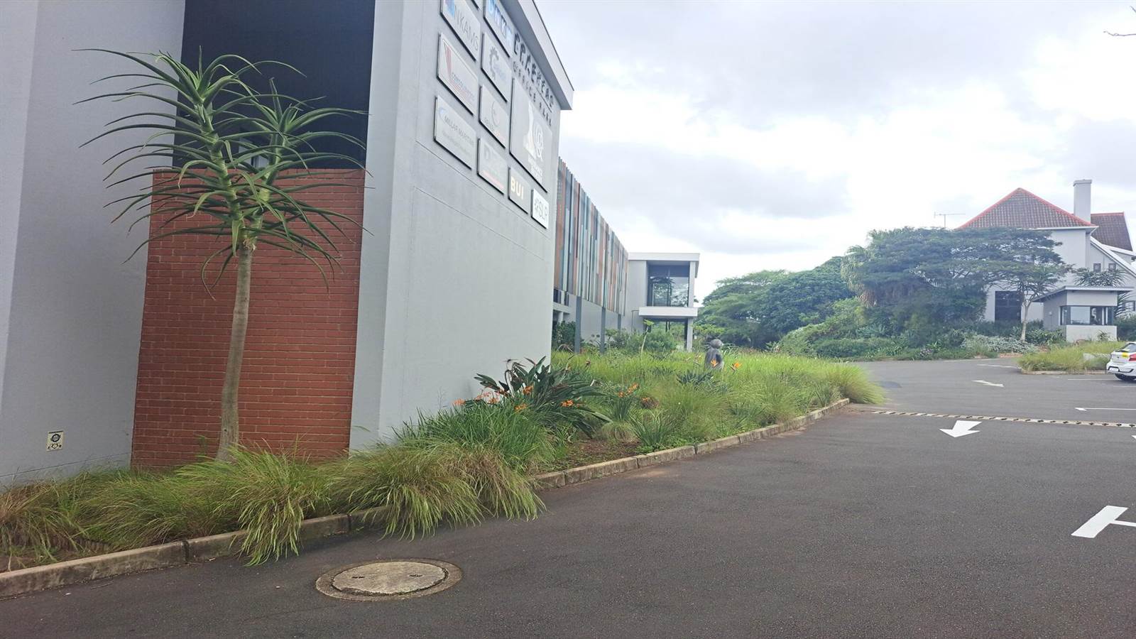 138  m² Office Space in Kloof photo number 9