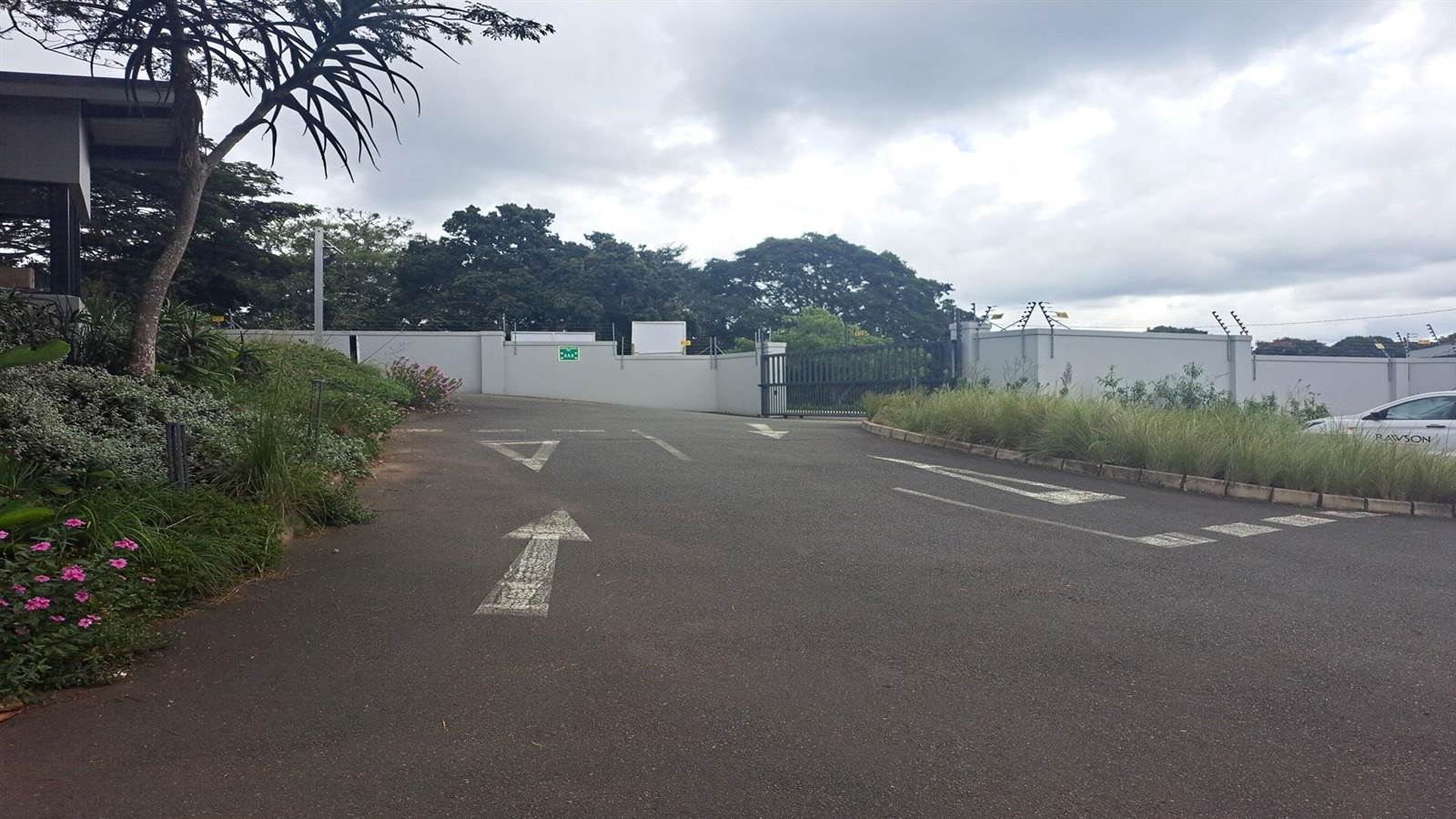 138  m² Office Space in Kloof photo number 3