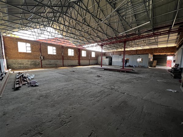 500  m² Industrial space