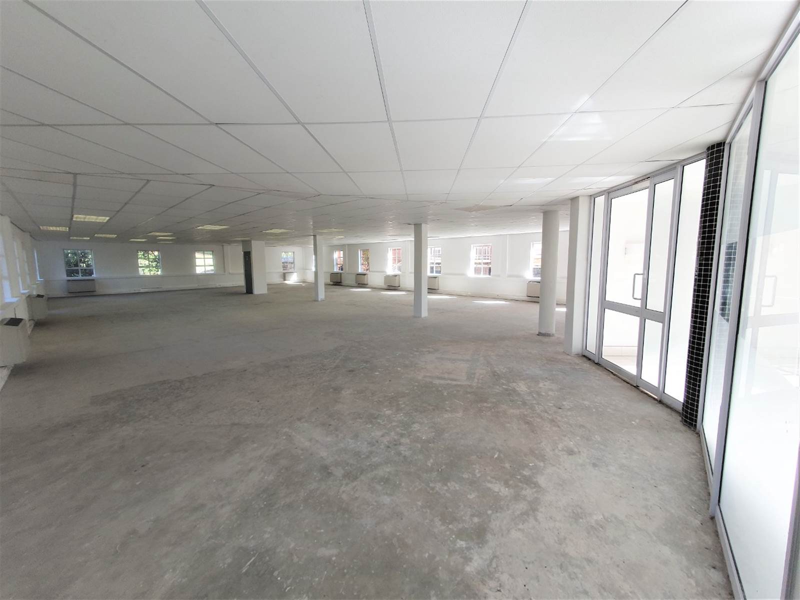 690  m² Office Space in Fourways photo number 12