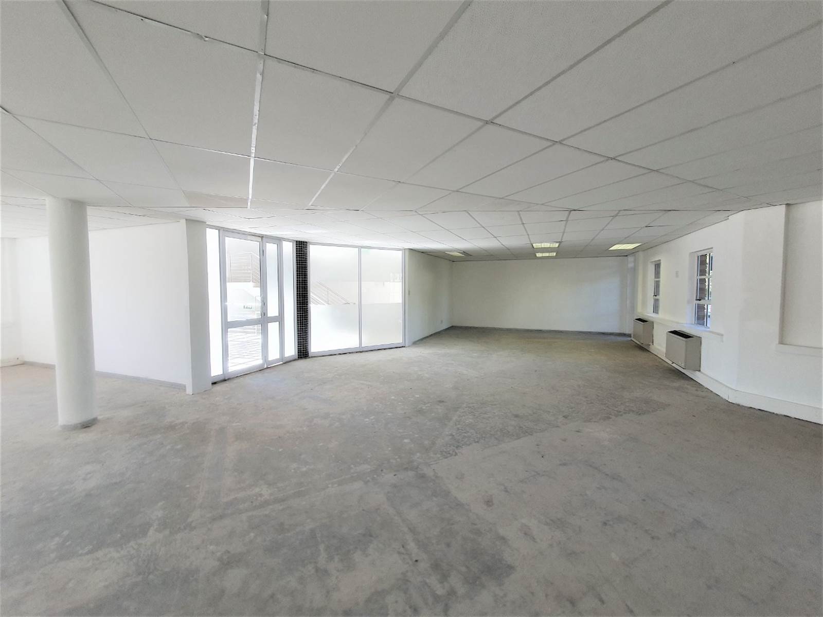 690  m² Office Space in Fourways photo number 13