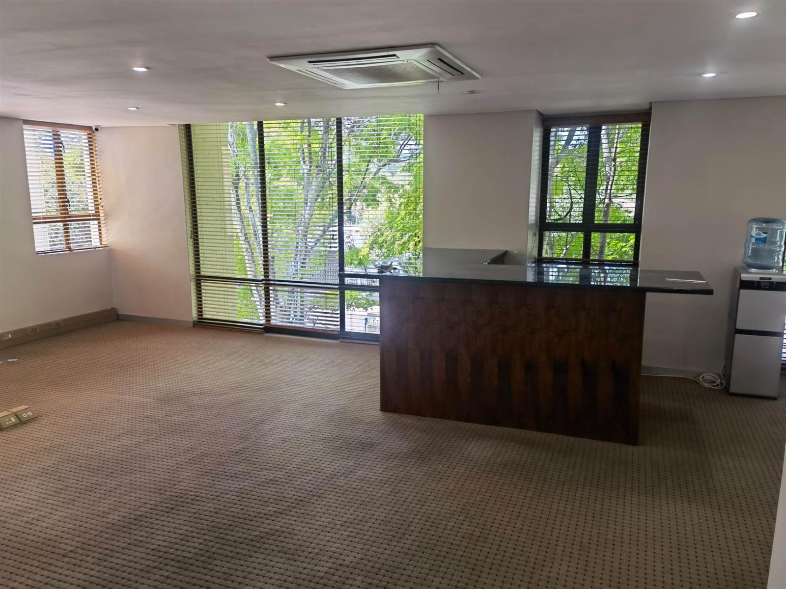379  m² Commercial space in Lynnwood Glen photo number 11
