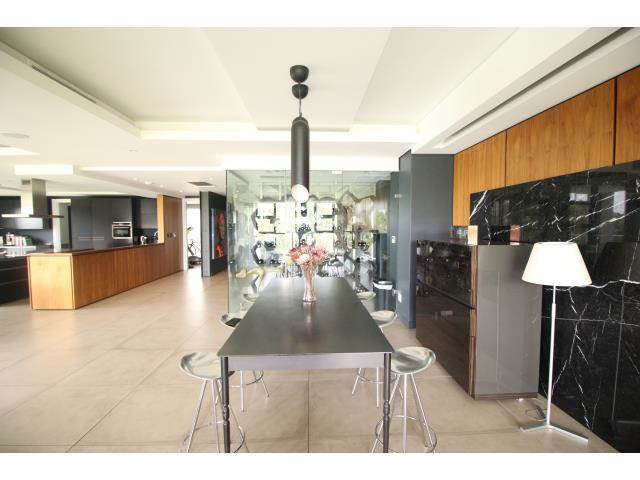 4 Bed Penthouse in Houghton Estate photo number 4
