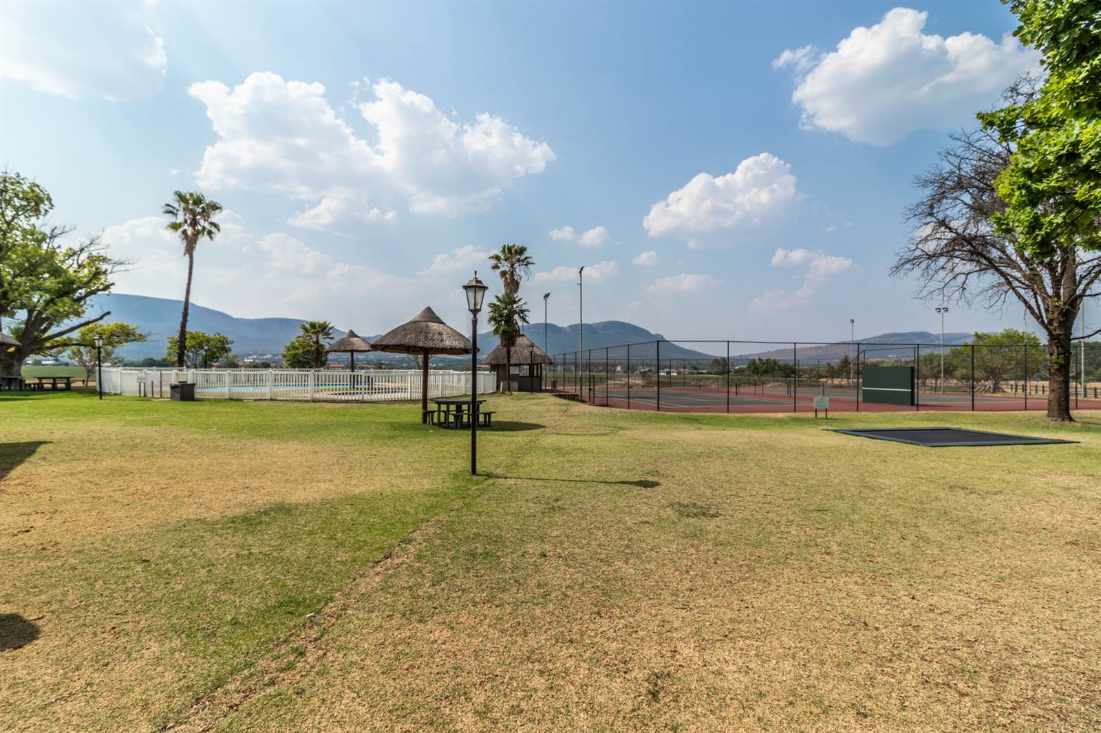 1930 m² Land available in The Coves photo number 8
