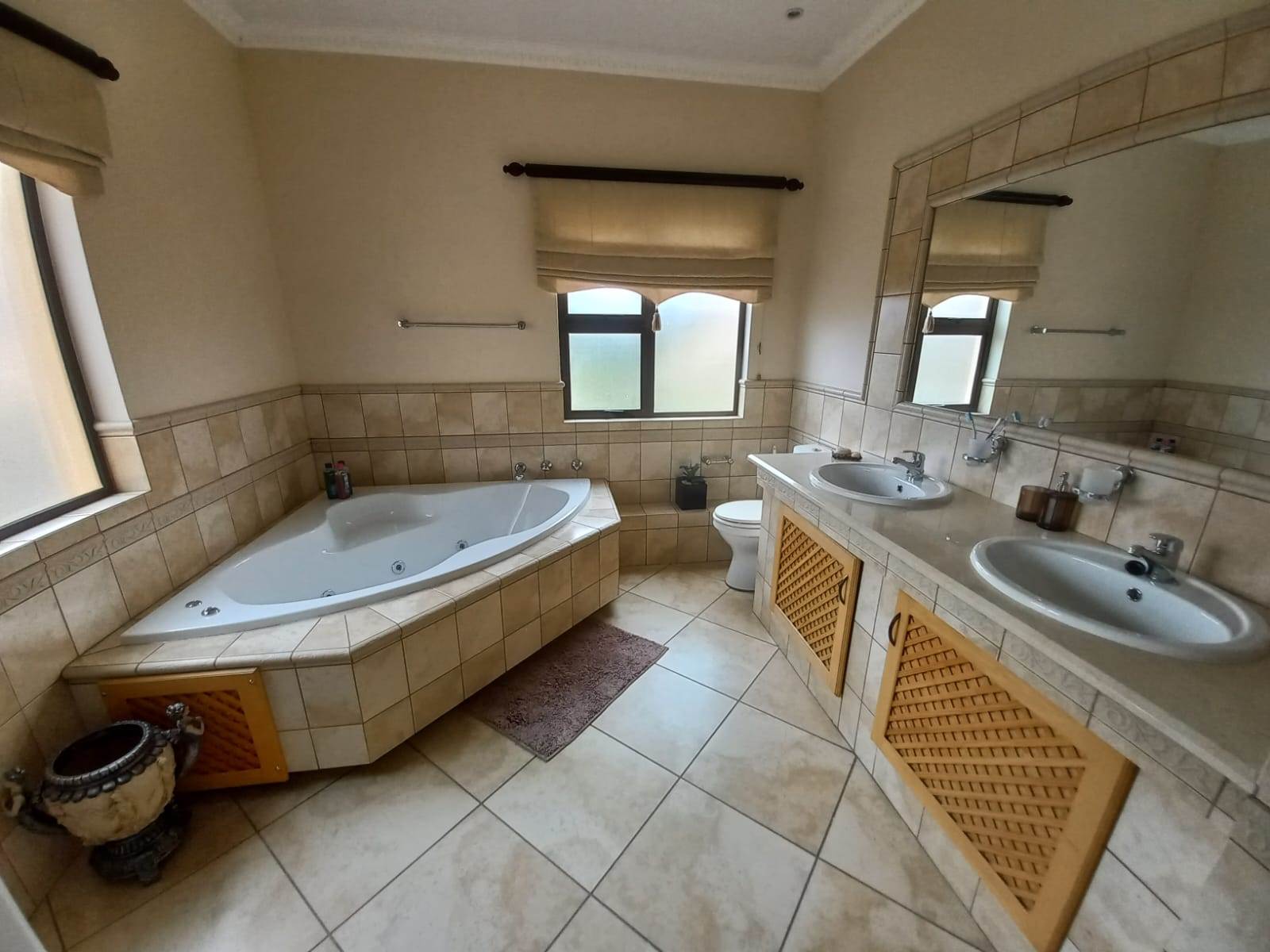 4 Bed Cluster in Vaal Marina photo number 15