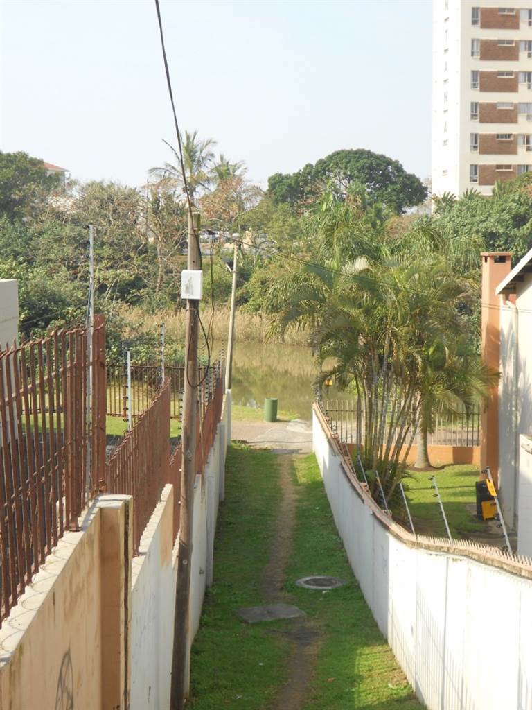 2034 m² Land available in Margate photo number 8