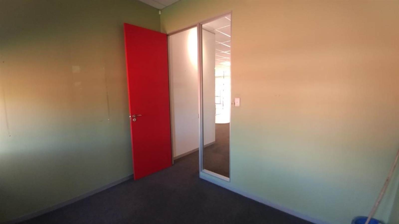 273  m² Office Space in Highveld photo number 8