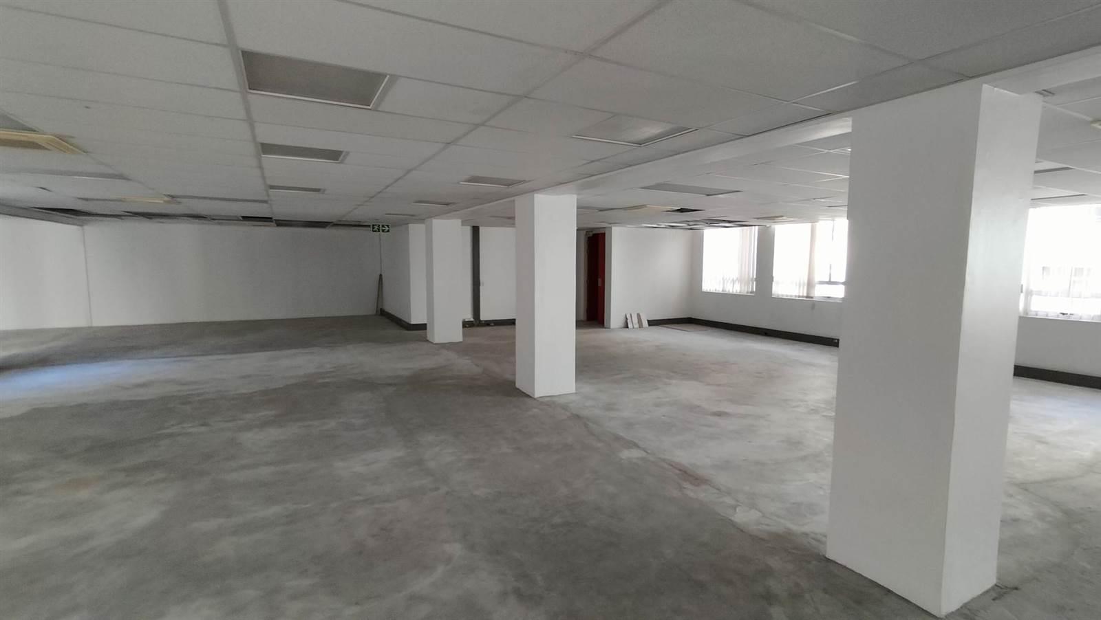 738  m² Office Space in Cape Town City Centre photo number 12