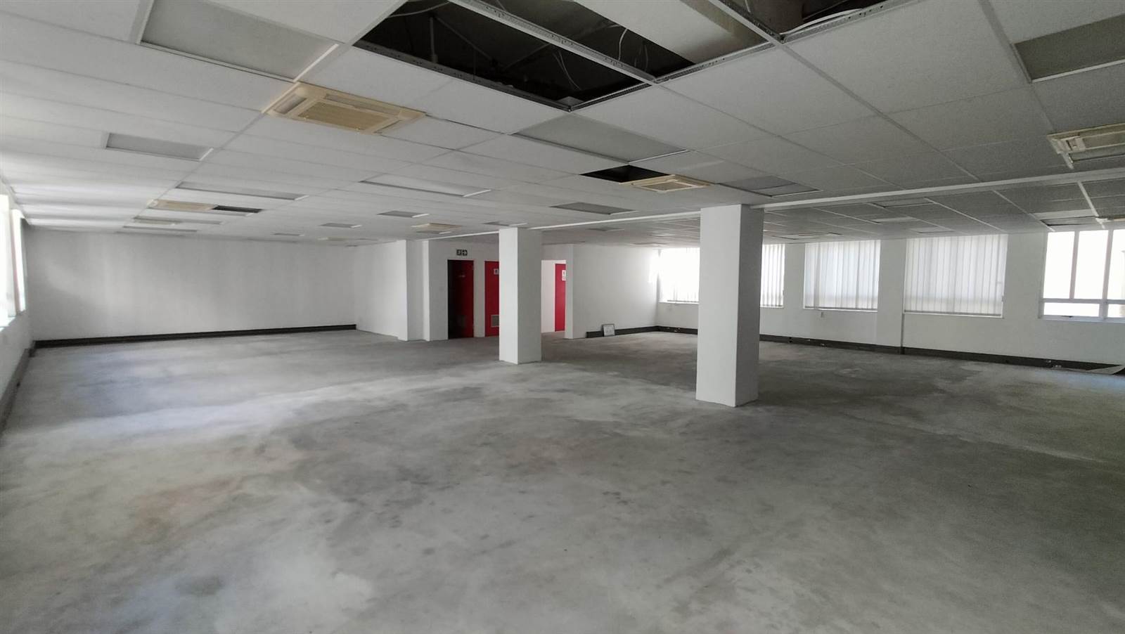 738  m² Office Space in Cape Town City Centre photo number 9