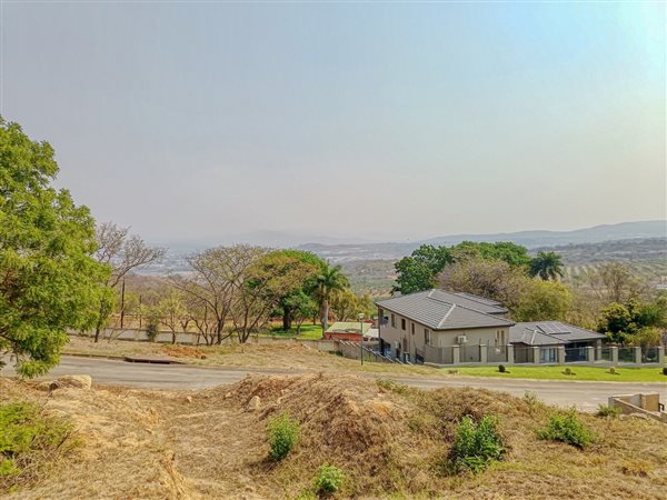 809 m² Land