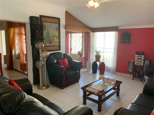 5 Bed House in Silverton