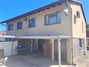 3 Bed Duplex in Wentworth