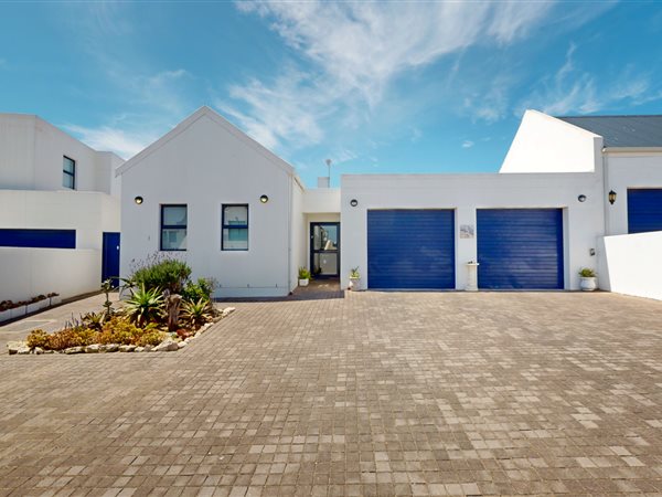 3 Bed House in Blue Lagoon