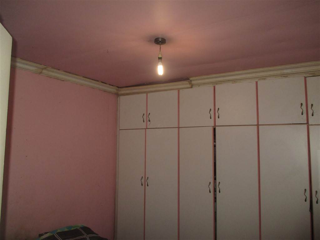 4 Bed House in Silverglen photo number 9