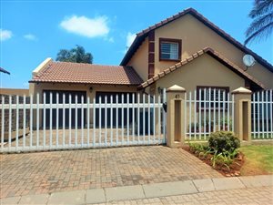 3 Bed House in Bonaero Park