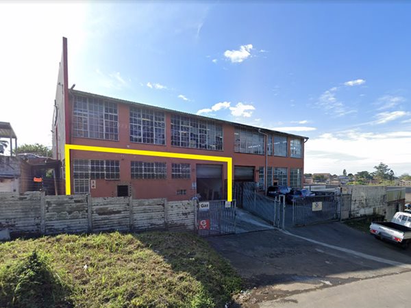 404  m² Industrial space