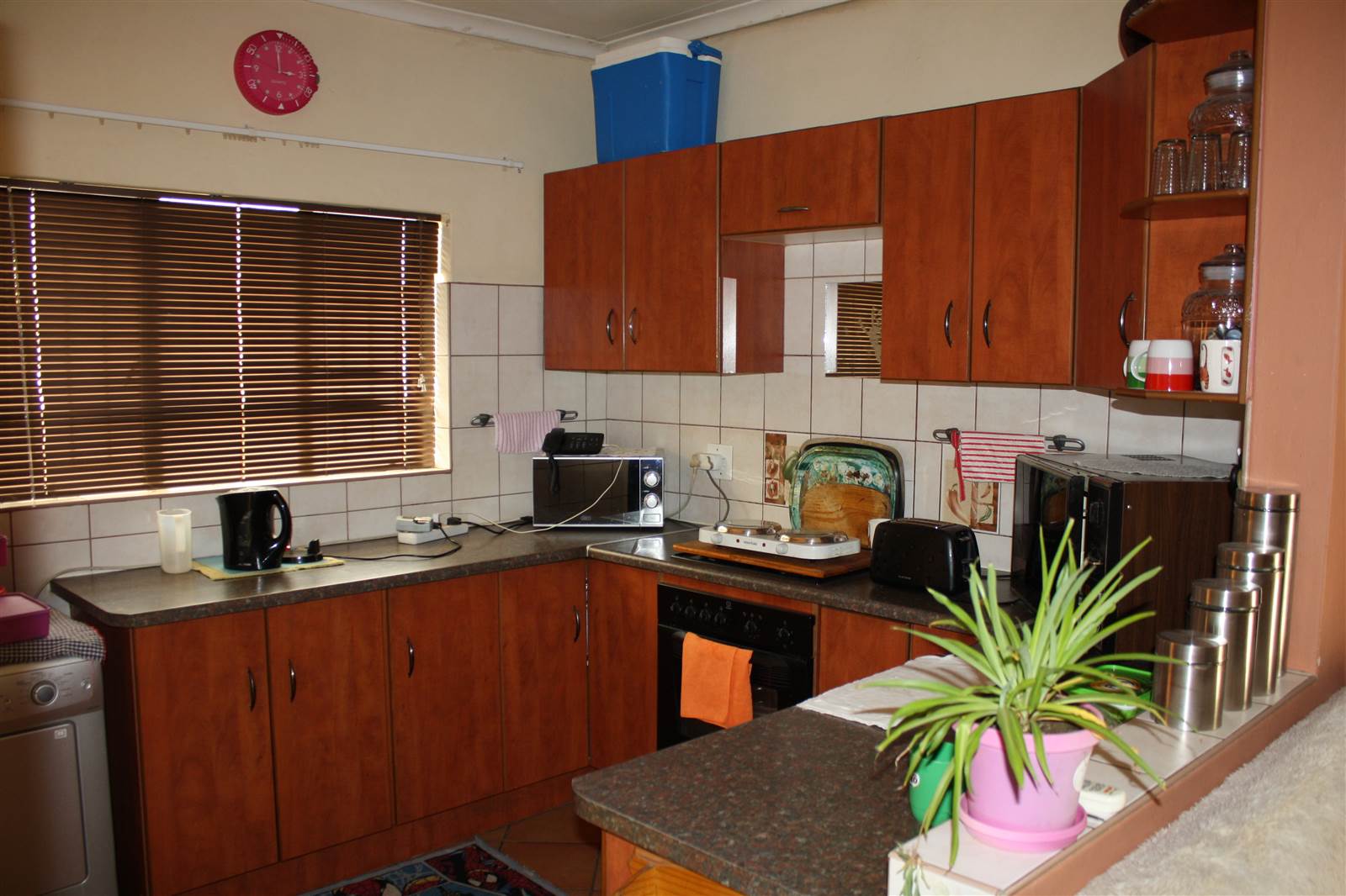 4 Bed House in Bo Dorp photo number 3