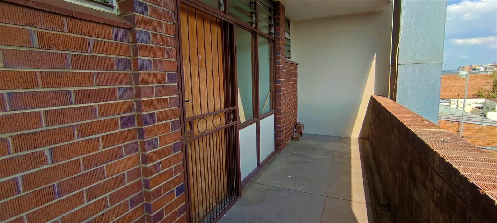 1 Bed Apartment in Polokwane Central photo number 2