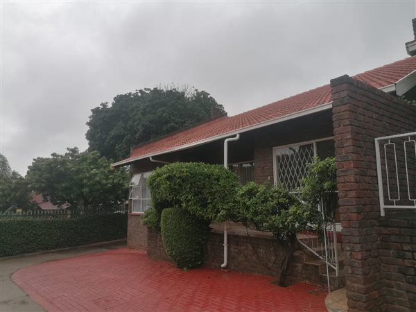 3 Bedroom Townhouse 3 Bedroom Townhouse