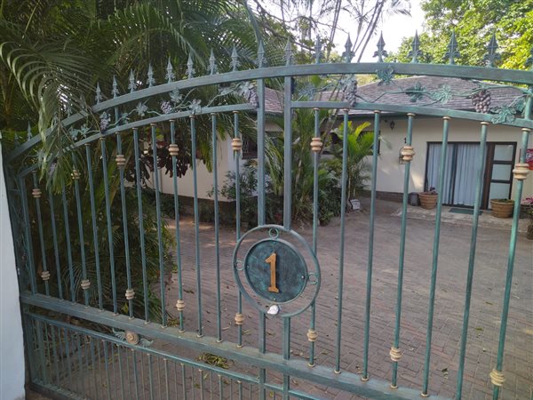3 Bedroom House 3 Bedroom House