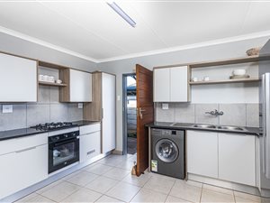3 Bed House in Heidelberg AH