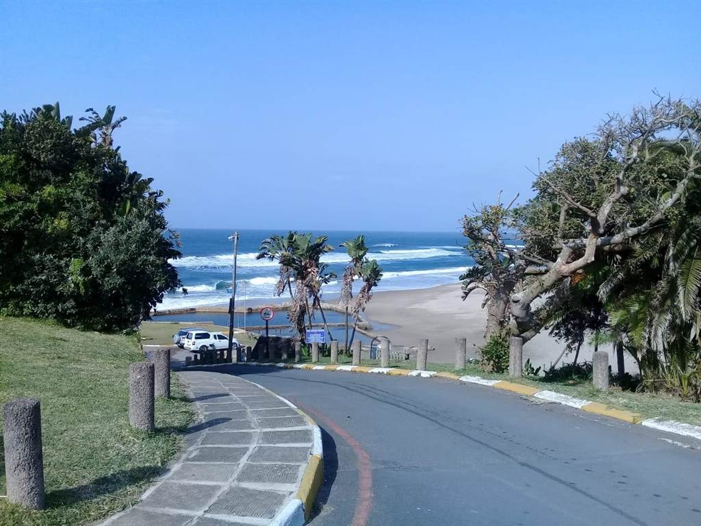 1476 m² Land available in Marina Beach photo number 10