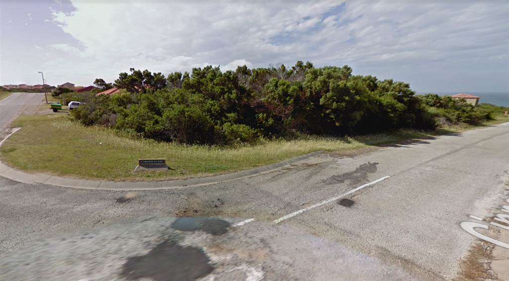 800 m² Land available in St Francis Bay photo number 1