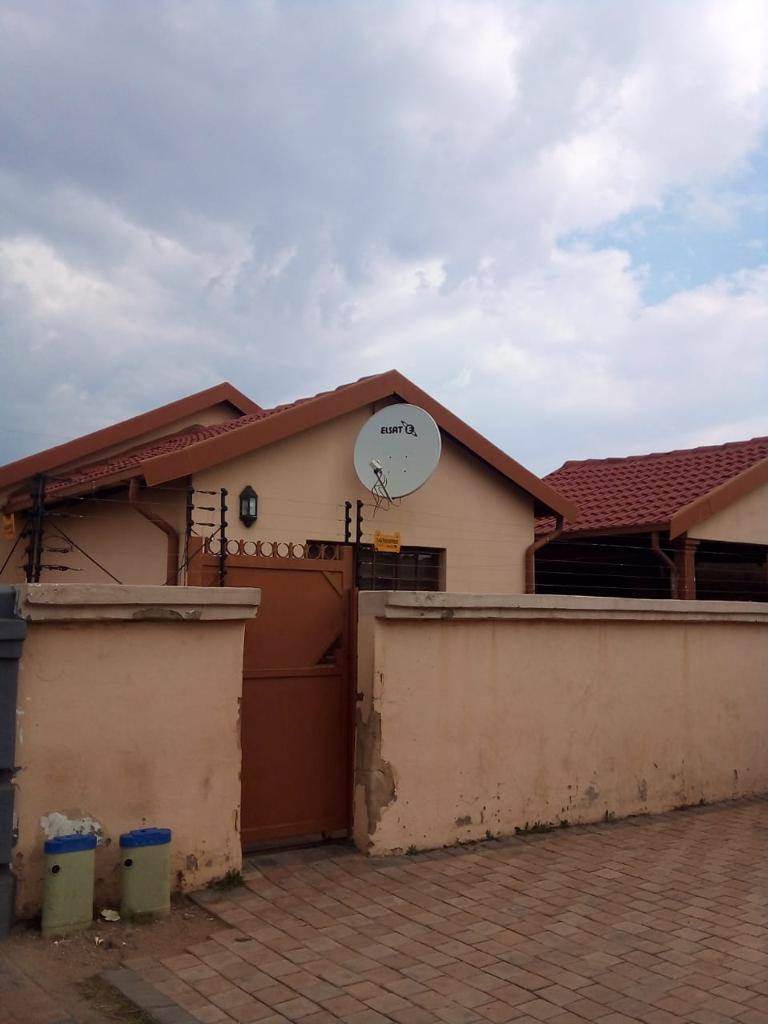 2 Bed House in Mamelodi photo number 15
