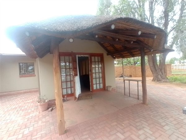 1 Bed Flat in Kathu