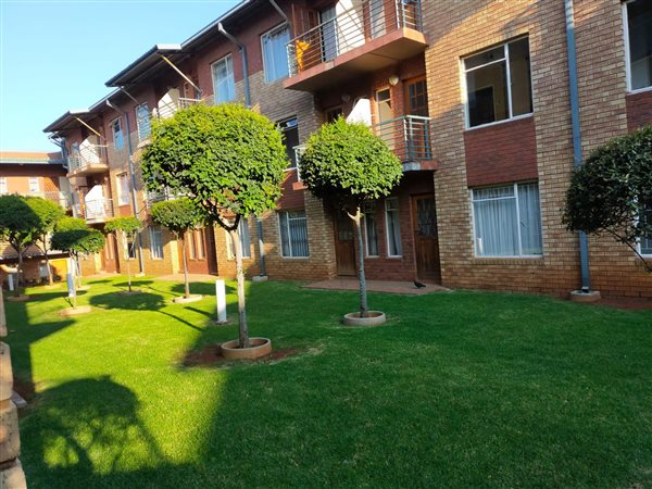 2 Bed Apartment in Braamfontein Werf