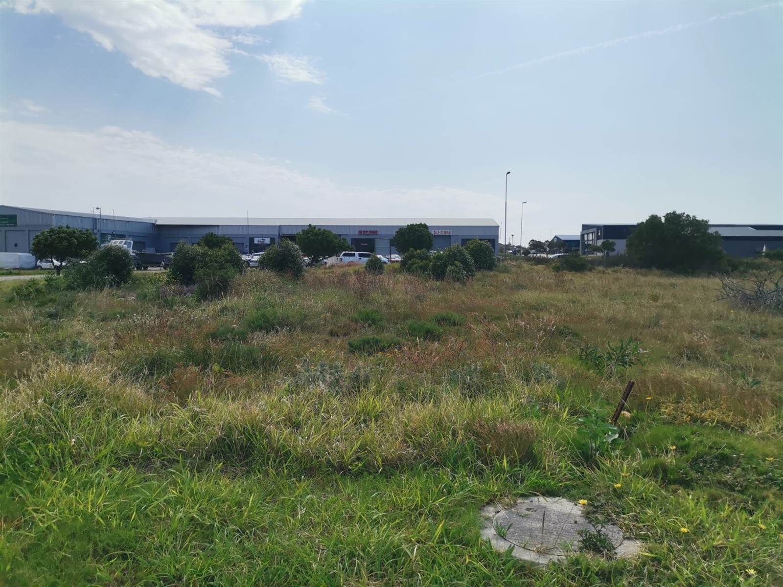 611 m² Land available in Fountains Estate photo number 1