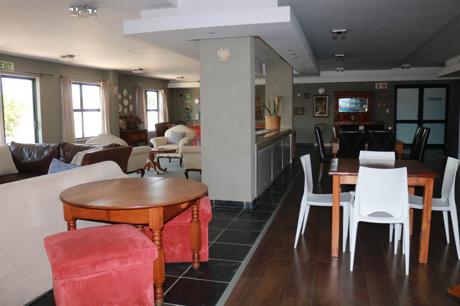 2 Bed Apartment in Royal Ascot photo number 14