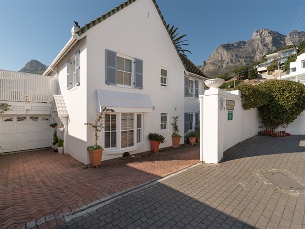 Commercial space in Camps Bay
