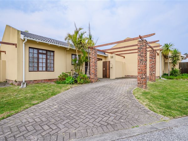 2 Bedroom Townhouse 2 Bedroom Townhouse
