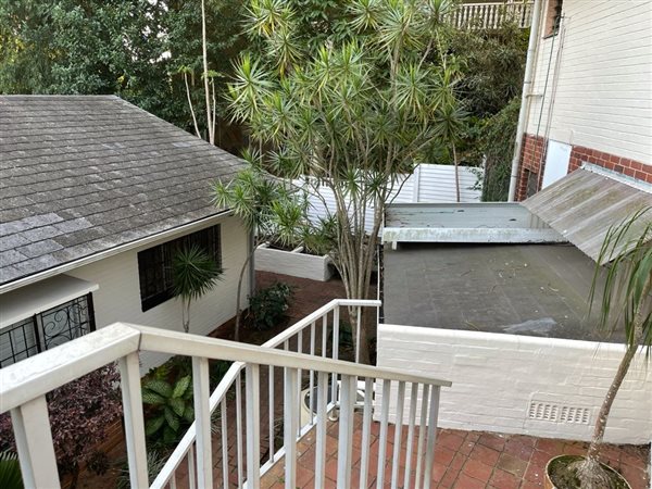 4 Bedroom House 4 Bedroom House