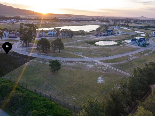 1 078 m² Land 1 078 m² Land