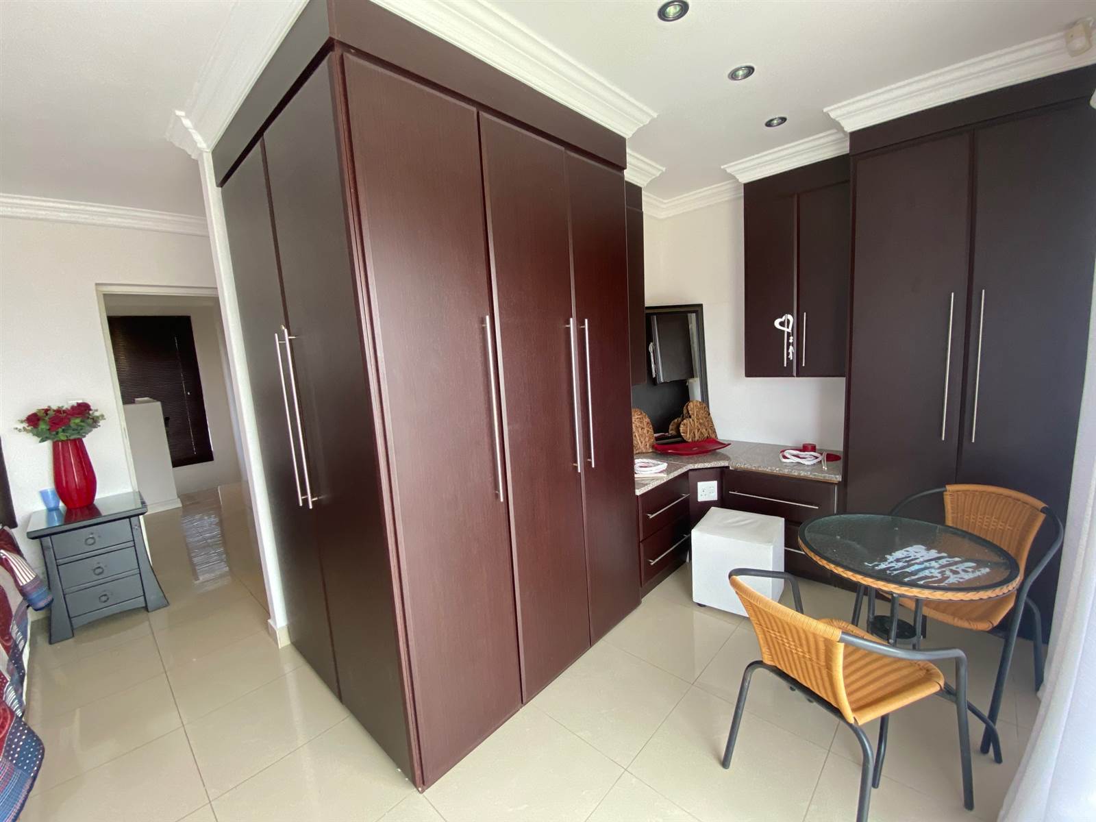 3 Bed Apartment in Uvongo photo number 26