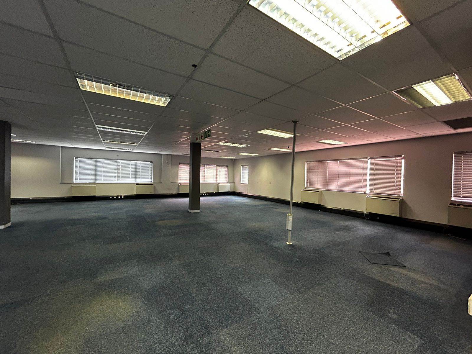 1000  m² Commercial space in Blackheath photo number 8