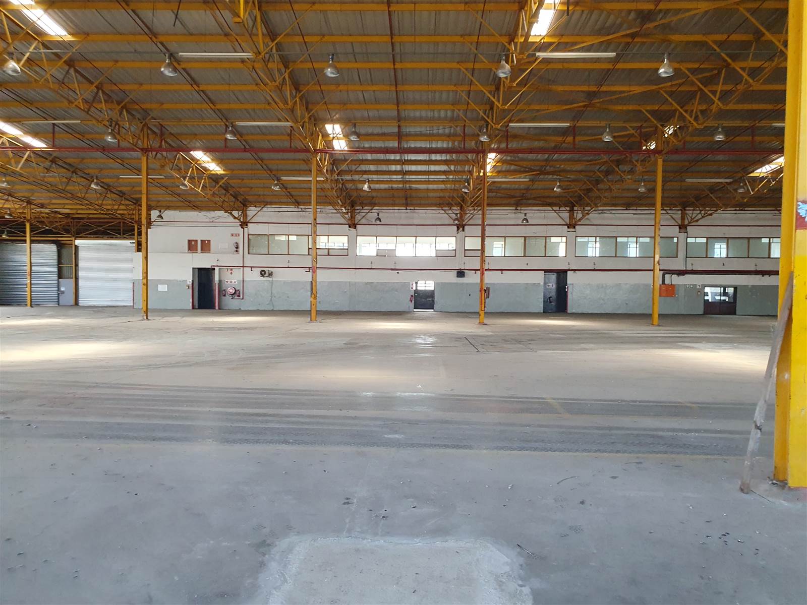 6700  m² Industrial space in Alrode photo number 11