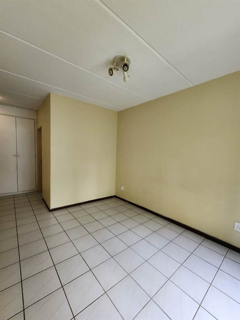 3 Bed Townhouse in Sonneglans photo number 16