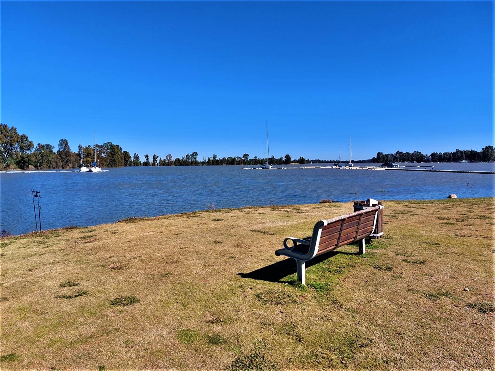 1500 m² Land available in Vaal Dam photo number 6