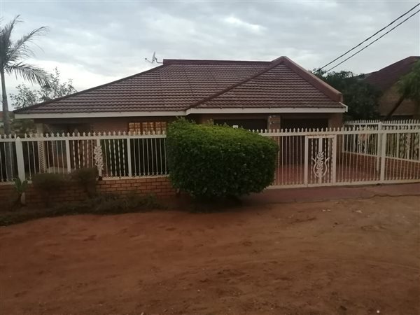 4 Bed House