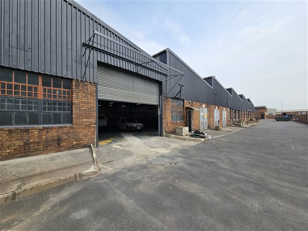 479  m² Industrial space