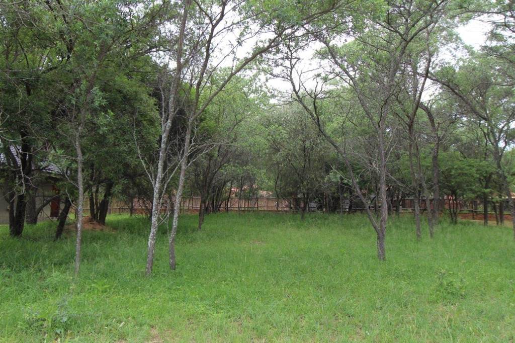 1071 m² Land available in Koro Creek Golf Estate photo number 1