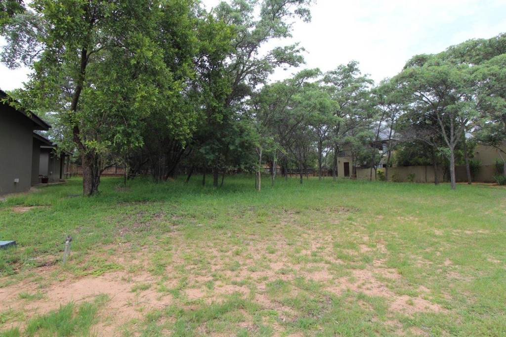 1071 m² Land available in Koro Creek Golf Estate photo number 5