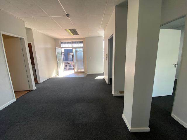 100  m² Commercial space in Milnerton Central photo number 12
