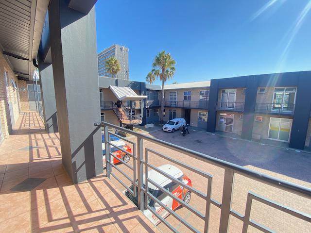 100  m² Commercial space in Milnerton Central photo number 25