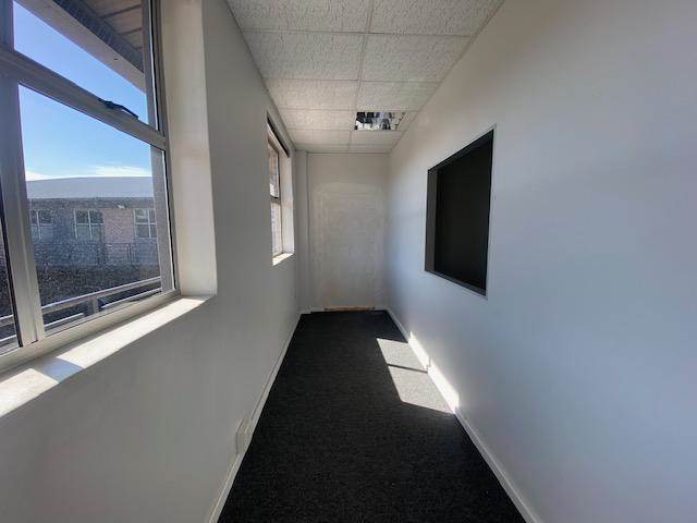 100  m² Commercial space in Milnerton Central photo number 11